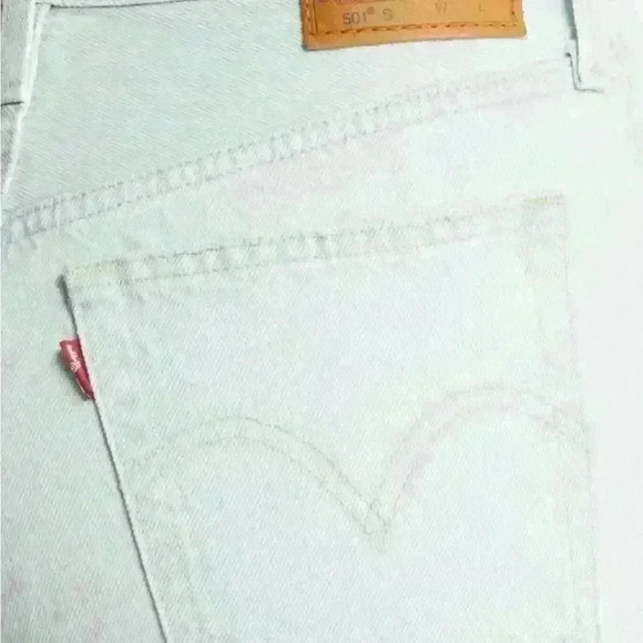 NWT Levi's 501 Light Wash High Rise Distressed Skinny Jeans - Picture 12 of 16